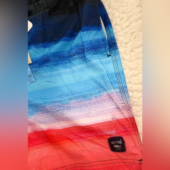 Spicy Tuna Men's M & L Swim Trunks NWT - Picture 4 of 6